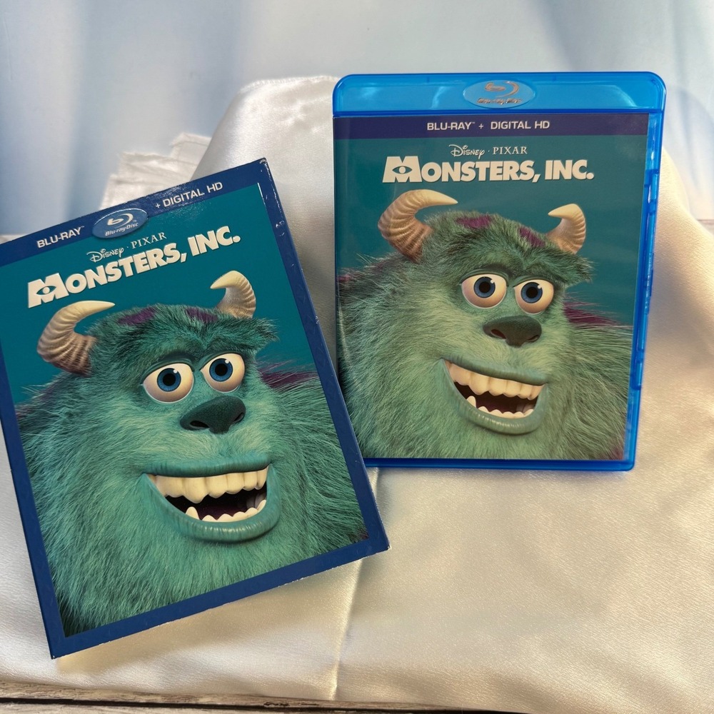Disney Pixar Monsters Inc Blu-ray Digital HD 2-Disc Set Sulley Mike Slipcover G